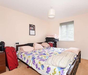 Newbury, Berkshire, RG14 - Photo 6