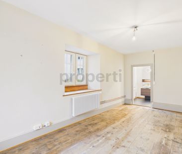 Beautiful, historic 3.5-room apartment in Zunzgen, modern with high... - Photo 3