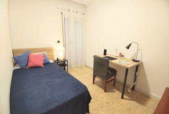 Carrer Isaac Peral, Burjassot, Valencian Community 46100