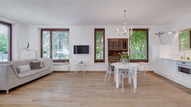 3 pokoje obok Elektrowni Powiśle Świeżo po remonci - Photo 1