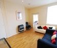 3 Bed - Warwick Street, Heaton - Photo 4