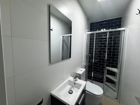 Calle Alhelí, Getafe, Community of Madrid 28903 - Photo 4