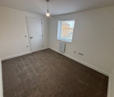 2 bedroom apartment - Photo 2