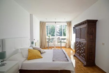 Calle de San Gerardo, Madrid, Community of Madrid 28035 - Photo 3