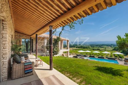 Gordes - Superbe maison en pierres avec décoration raffinée et vue magnifique - Photo 4