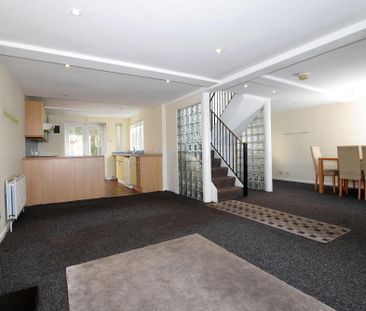 Hazel's House, 5 The Strand, Portaferry, BT22 1PE - Photo 5