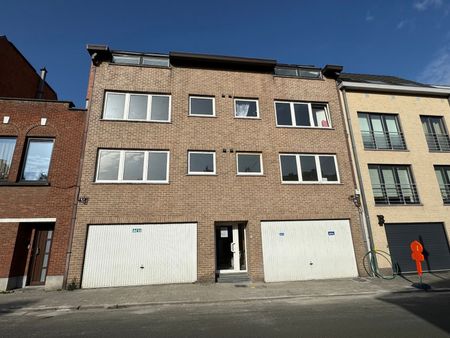 Appartement te huur in Sint-Agatha-Berchem - Photo 5