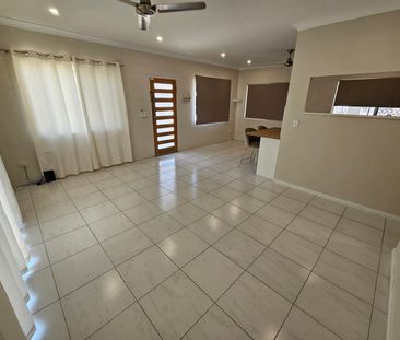 4 Bedroom Lowset Home With Solar To Save on Power - Photo 3