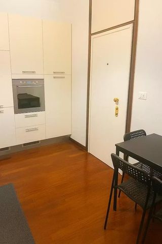 Via Giuseppe Dezza, Milan, Lombardy 20144 - Photo 5