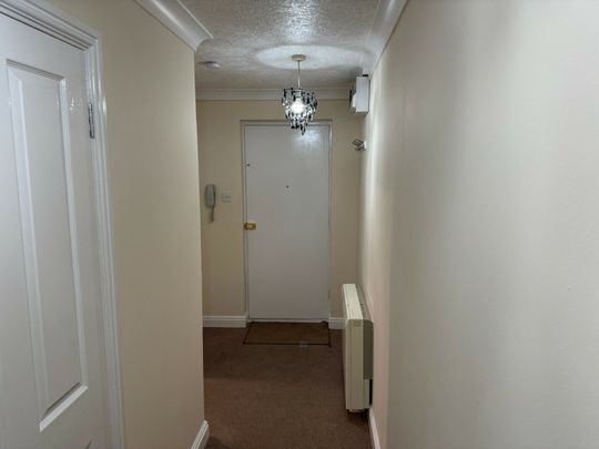 Old FlettonFarnsworth Court, PE2, Peterborough - Photo 1