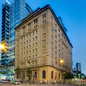 Two-Bedroom Apartment located in the heart of Brisbane CBD - Photo 3