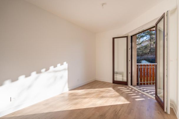 Location Appartement 3 pièces 70m² ANNECY LE VIEUX 74940 - Photo 1