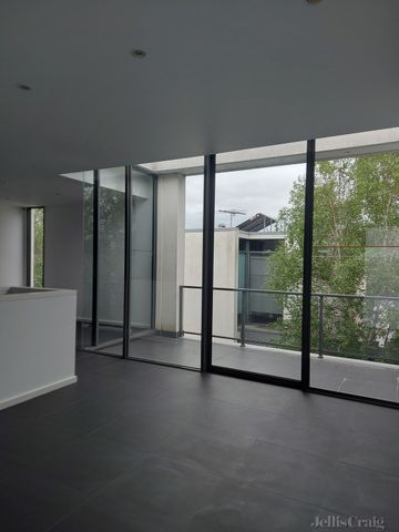 3/2-4 Old Heidelberg Road, Alphington - Photo 2