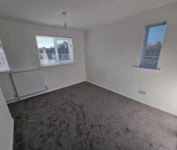1 bedroom semi-detached house to rent - Photo 2