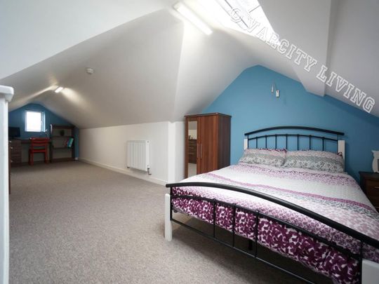 27 Albert Street - Photo 1