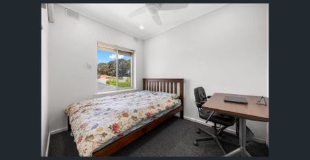 FOR RENT – Neat & Low-Maintenance Townhouse in Prime Glenside Location - Photo 5