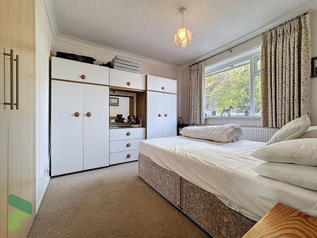 2 bedroom detached bungalow to rent - Photo 5