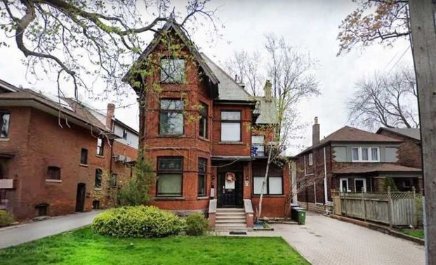 For Lease - 42 Keewatin Avenue Unit# 2nd Floor, Toronto, Ontario - Photo 1