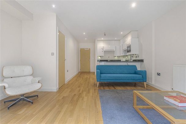 2 bedroom townhouse to rent - Photo 1