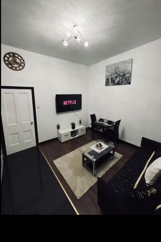 1 Bed Flat, Bank Street, S1 - Photo 3