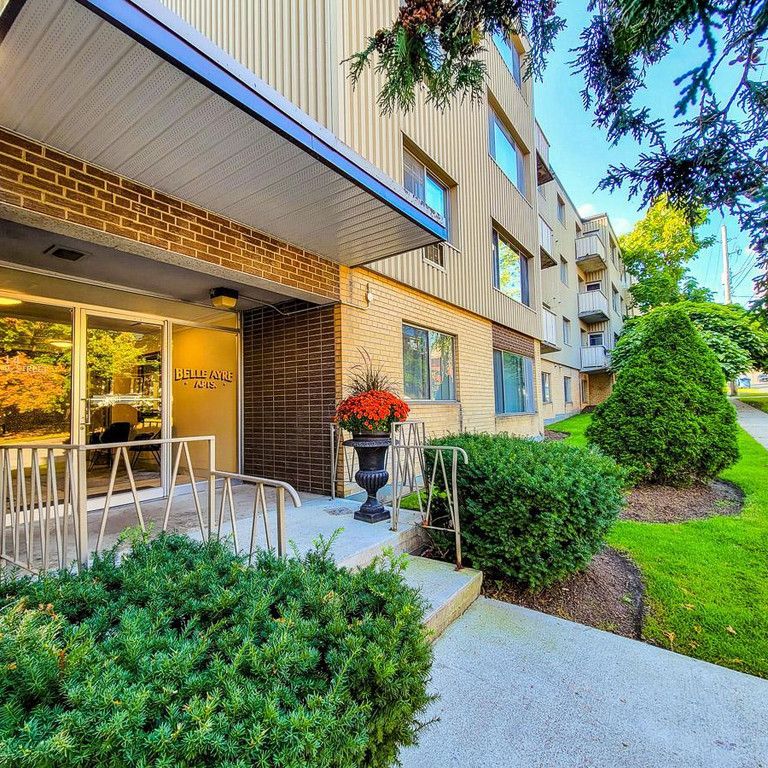 Belle Ayre Apartments - PARKING INCLUDED, HEAT & WATER INCLUDED - Photo 1