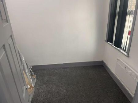 5 bedroom property to rent - Photo 3