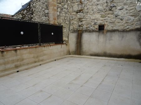 Un appart 93m2 au 2ème étage + terrasse - Photo 5