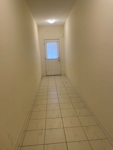 For Lease - 33 Brixham Lane, Brampton, Ontario - Photo 5