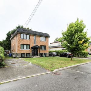Logement 4 1/2 spacieux et rénové à Vaudreuil-Dorion avec stationnement - Photo 2