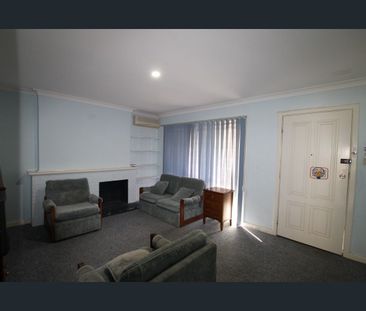 3 X 1 HOME WITH LARGE SHED - Photo 3