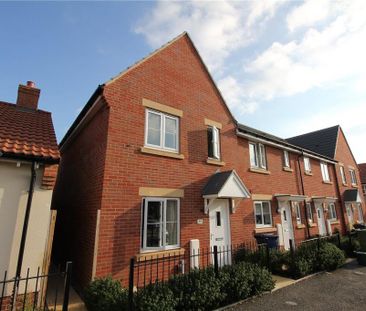 3 bedroom semi-detached house to rent - Photo 4