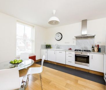 3 bedroom terraced house to rent - Photo 6