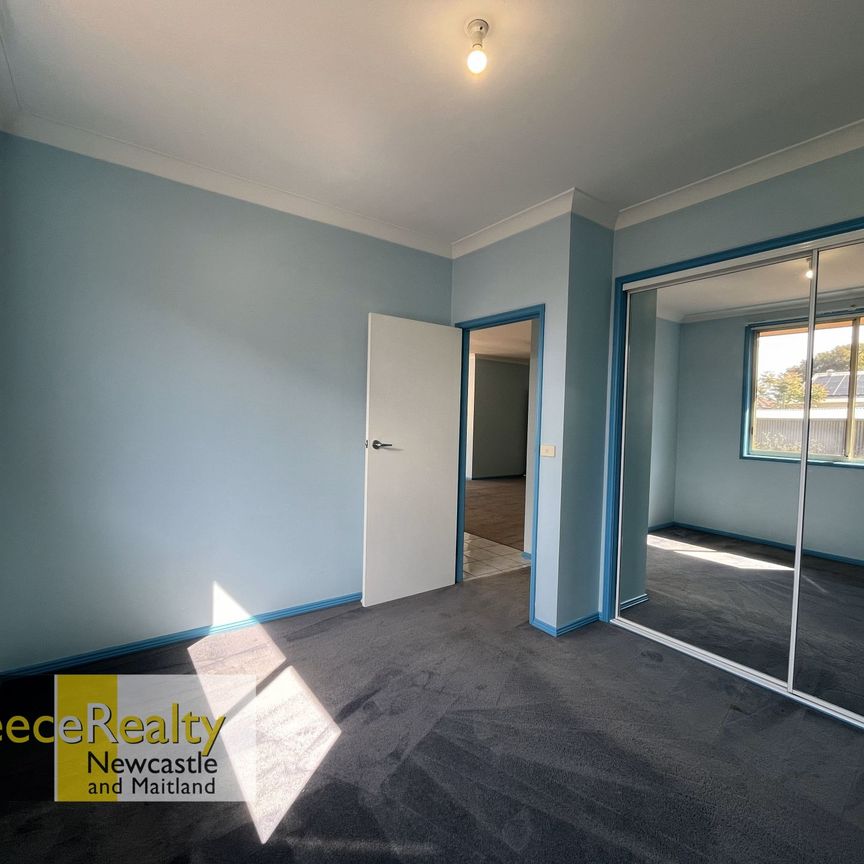 2/43 Pearson Street, Lambton - Photo 1