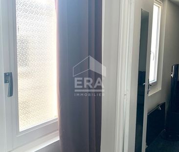 Appartement T2 meublé en duplex 33M2 au sol ROUEN Vieux Marché - Photo 3