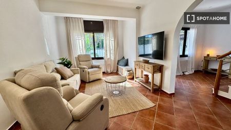 5 room luxury Apartment for rent in Sant Vicenç de Montalt, Spain - Photo 4