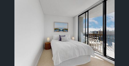 Elevated living in Waterloo three-bedroom apartment with resort-style facilities and parking - $2,000/week fully furnished inc bills - Photo 4