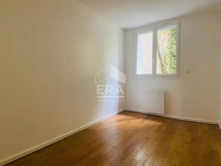 Appartement Sevres 4 pièce(s) 89.82 m2 - Photo 2