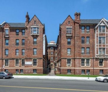 280 Park Street West-Royal Windsor Apartments | 280 Park Street Wes... - Photo 1