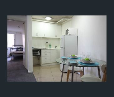 Fully Furnished 1 BDR Apartment in the heart of Melbourne CBD - Photo 5