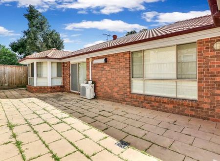 3 Blundell Circuit, Kellyville NSW 2155 - House For Rent | Domain - Photo 4
