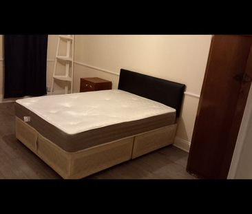 Room in a Shared House, Kirkland Walk, E8 - Photo 3