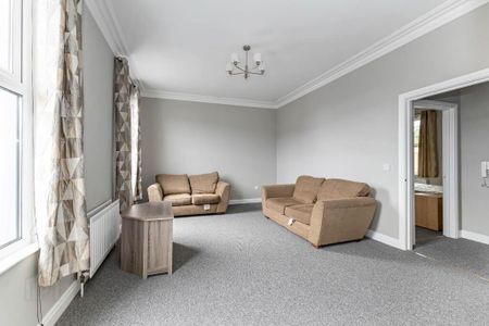 40a Bachelors Walk, Lisburn, BT28 1XN - Photo 4