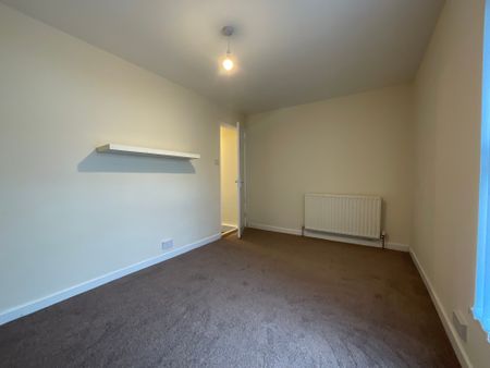 5 Bridge Street, Killyleagh, BT30 9QN - Photo 2