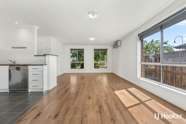 108 Hollows Circuit, Macgregor ACT, Belconnen - Photo 1