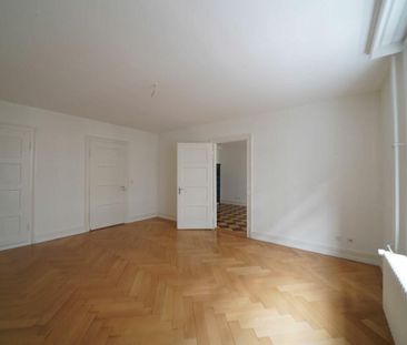 «City life in Altbauwohnung» - Photo 5