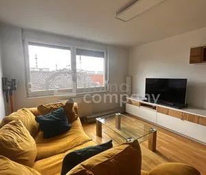 54 m² Modernes Möblierte Dachgeschosswohnung mit Stadtblick, lift und eigene Stellplatz in 1020, Wien! - Photo 1