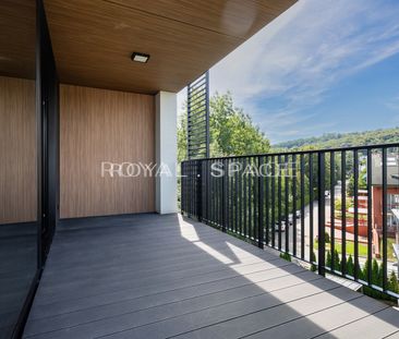 Ekskluzywny, widokowy apartament – Wola Justowska - Zdjęcie 3