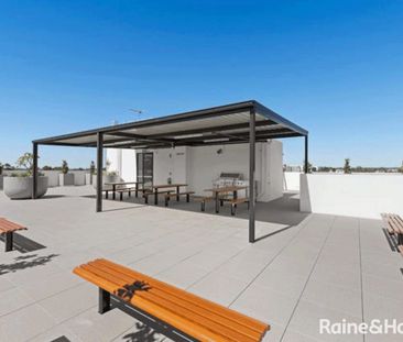 2 Bedroom Unit in a Central Location! - Photo 6