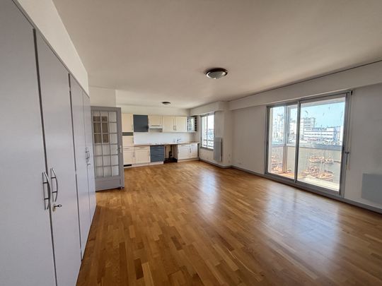 Location Appartement 3 pièces 60m² LES SABLES D OLONNE 85100 - Photo 1