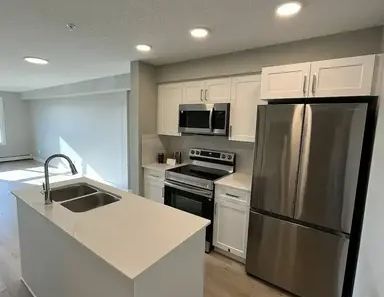1/2 Price Rent! Brand New! 1 Bed 1 Bath Condo!Underground Parking!Pet Friendly! | 1506 Tamarack Boulevard Northwest, Edmonton - Photo 1